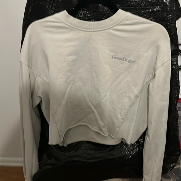 Favorite daughter sweatshirt worn once - Picture 1 of 1